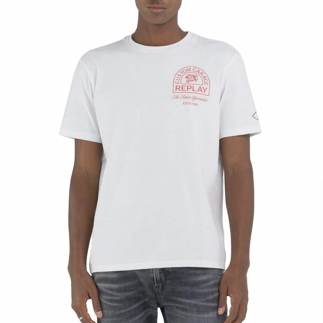 Replay｜カスタムガレージ タイガー プリント Ｔシャツ｜ナチュラルホワイト｜モデル着用