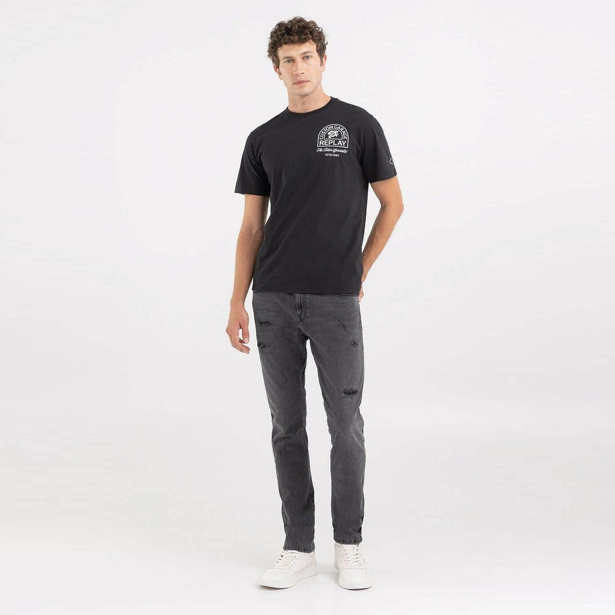 Replay｜カスタムガレージ タイガー プリント Ｔシャツ｜ブラック｜モデル着用