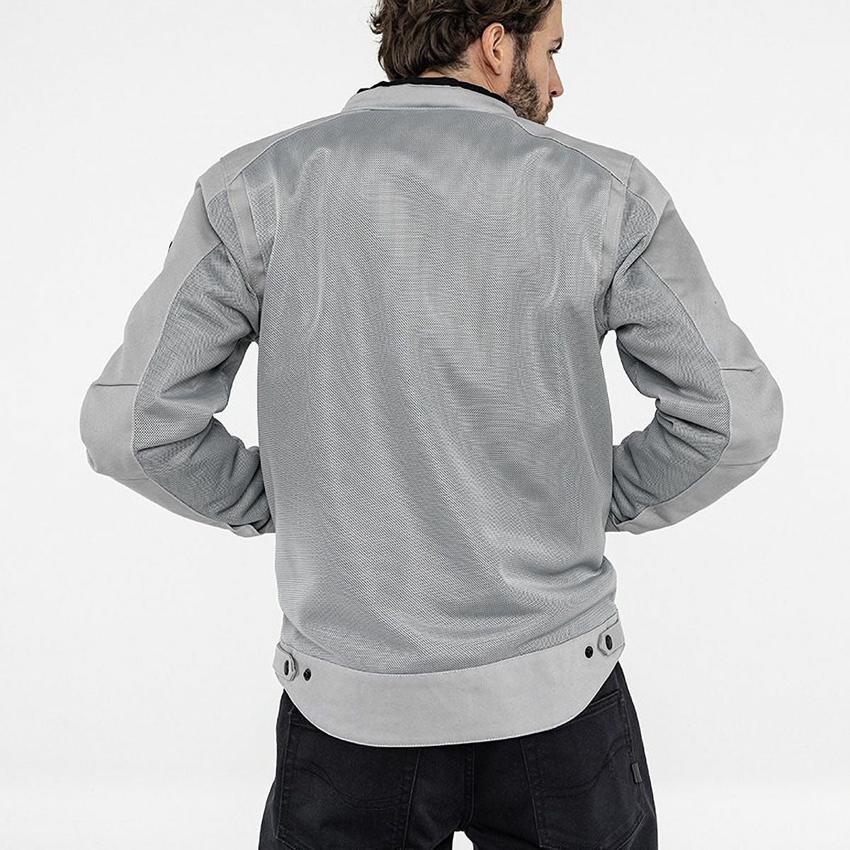 John Doe｜エアロ メッシュ ジャケット｜アークテックホワイト｜モデル着用