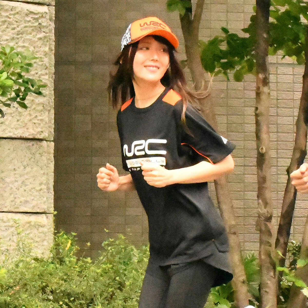 WRC｜WRC 13 キャップ｜帽子｜オレンジ×ブラック｜着用イメージ