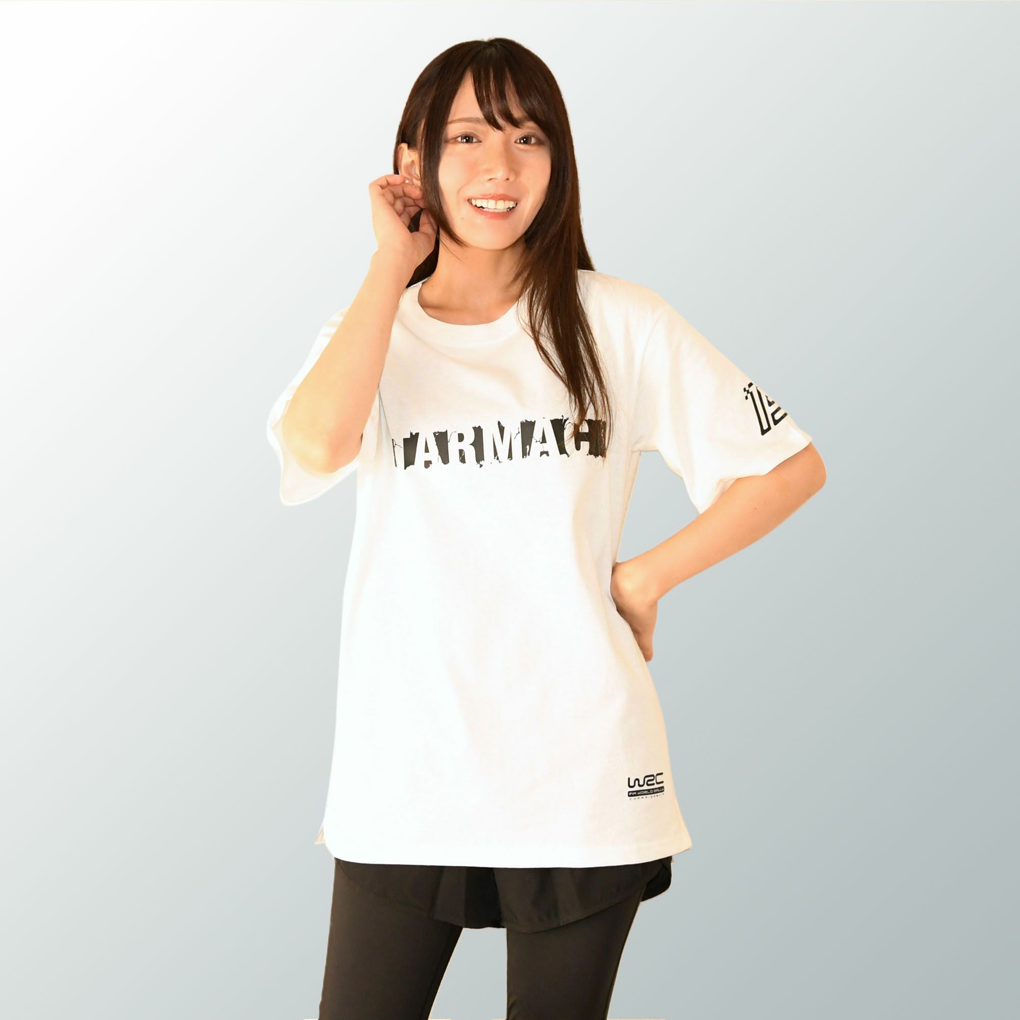 WRC｜WRC TARMAC Tシャツ｜ホワイト｜モデル着用