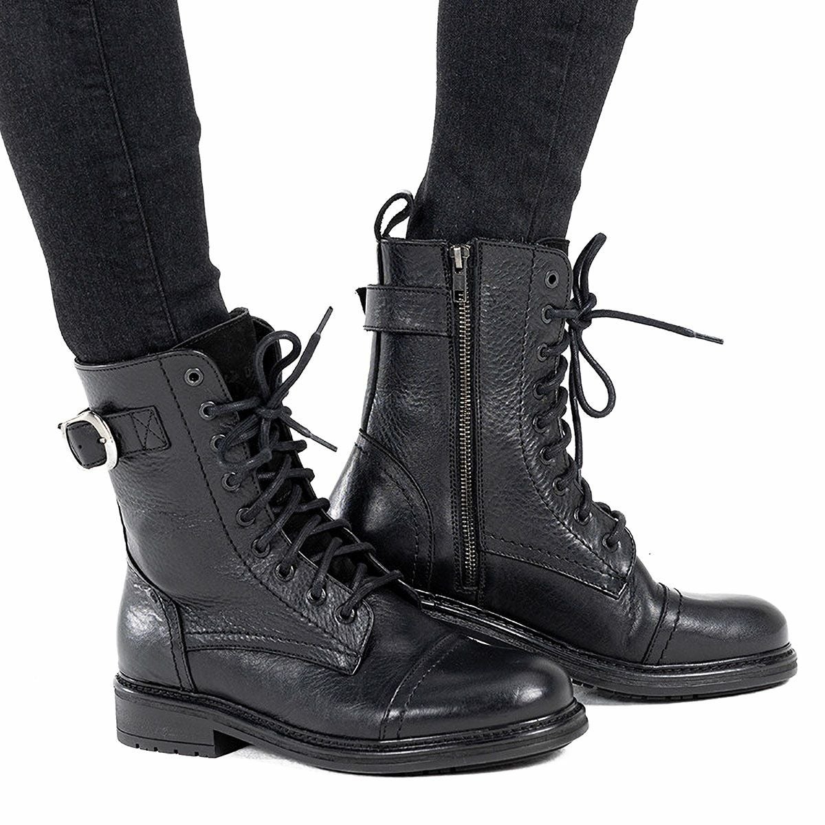 John Doe｜ジャッキー ウーマン ハイヒール ブーツ｜ブーツタイプ｜ブラック｜モデル着用