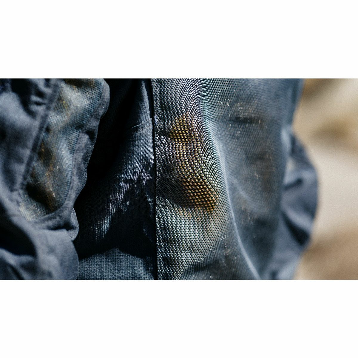 North of Berlin｜デザーティフィケーション ジャケット｜ファブリック｜ネイビー｜モデル着用