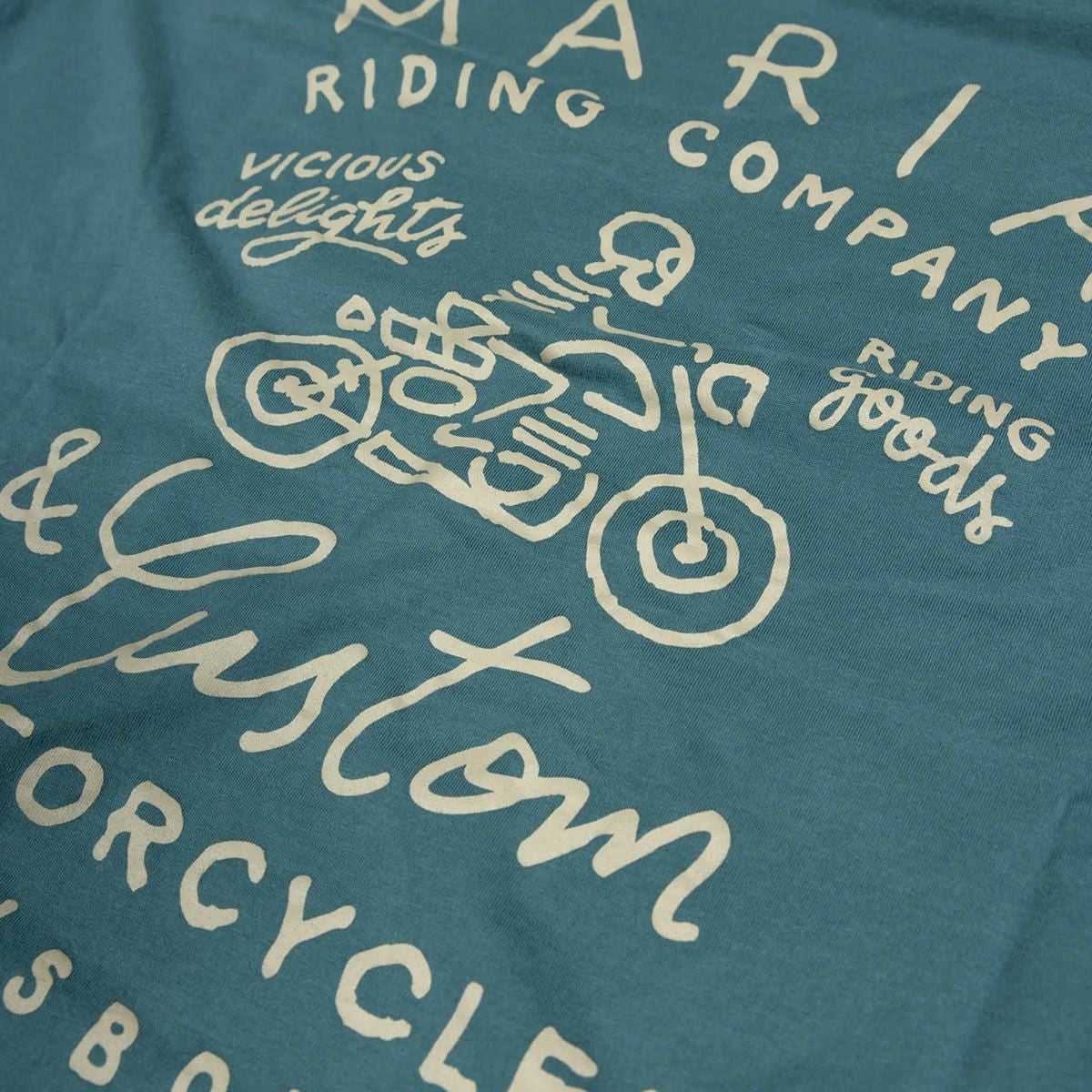 Maria Riding Company｜ヴィシャス Tシャツ｜ぺトロールグリーン