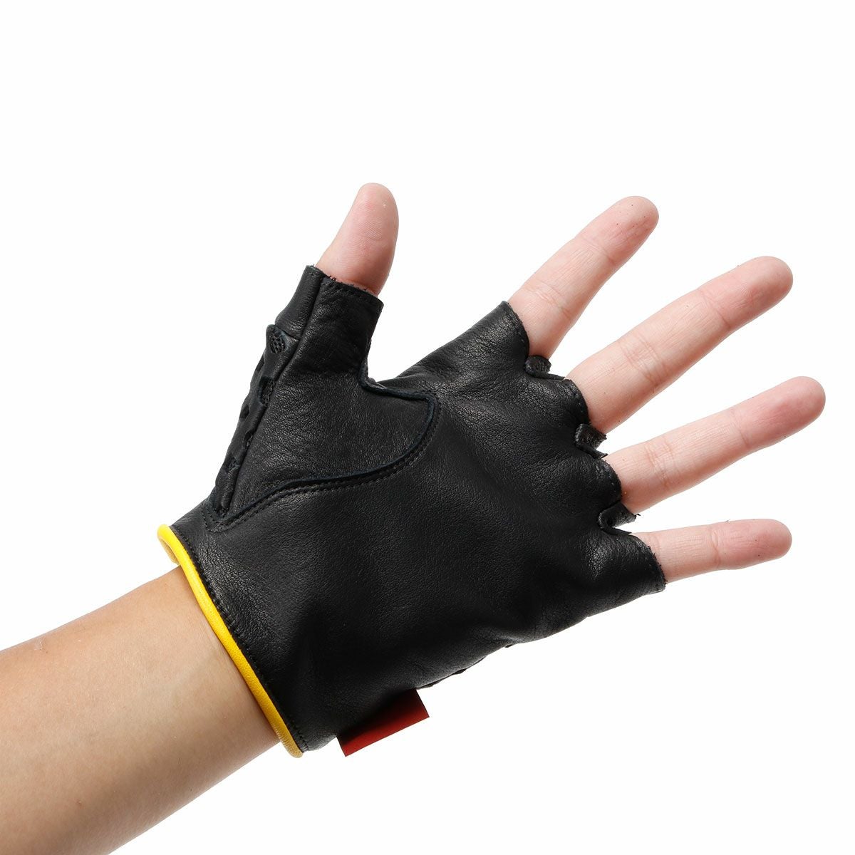 SHINICHIRO ARAKAWA｜グローブ D+MM ST｜ハーフ｜ブラック×ブラック×イエロー｜モデル着用