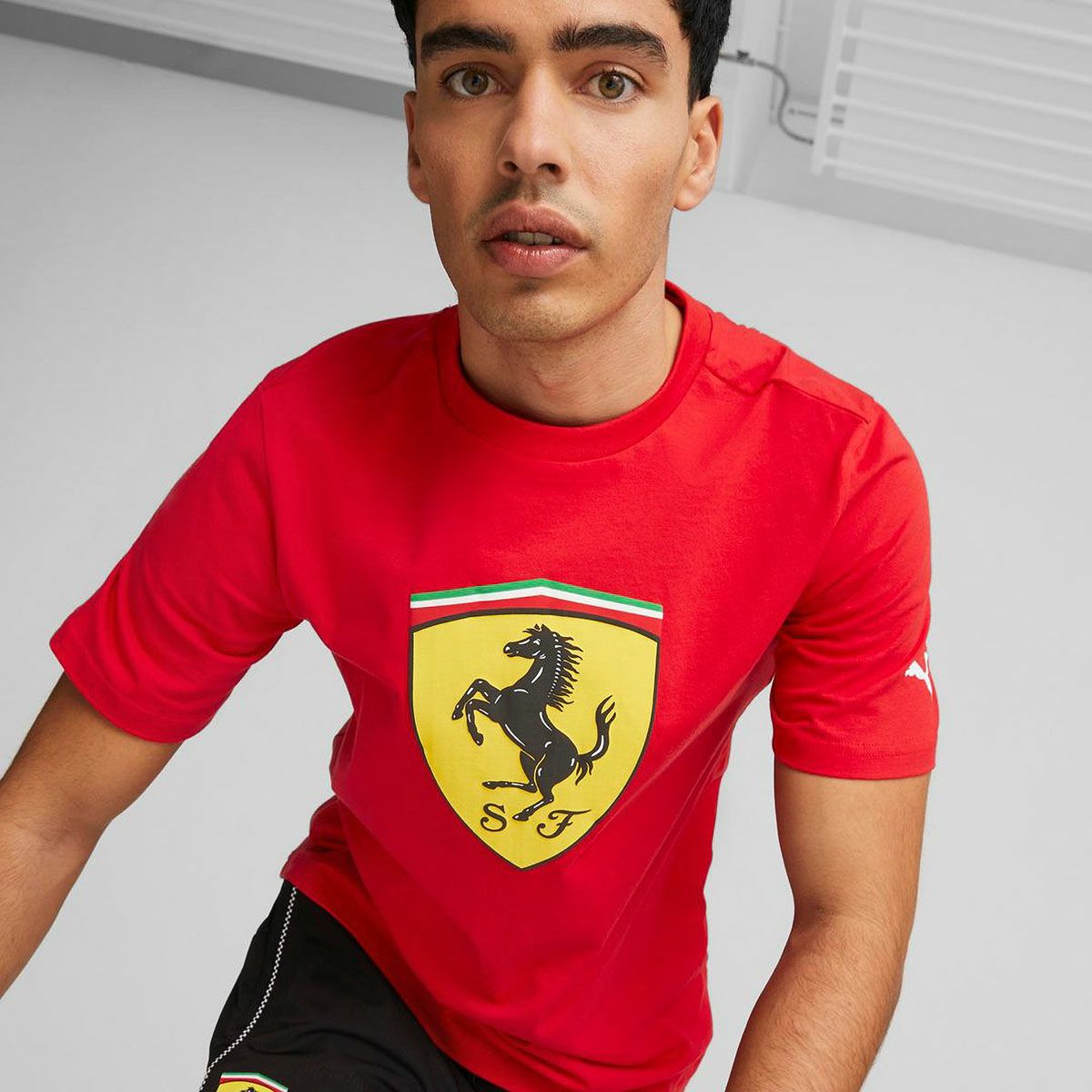 スクーデリア フェラーリ レース ビッグ シールド Tシャツ