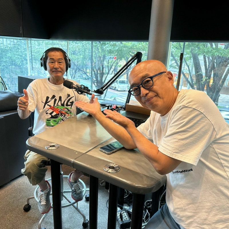 土屋圭市｜KING ヘルメット Tシャツ｜ホワイト｜モデル着用