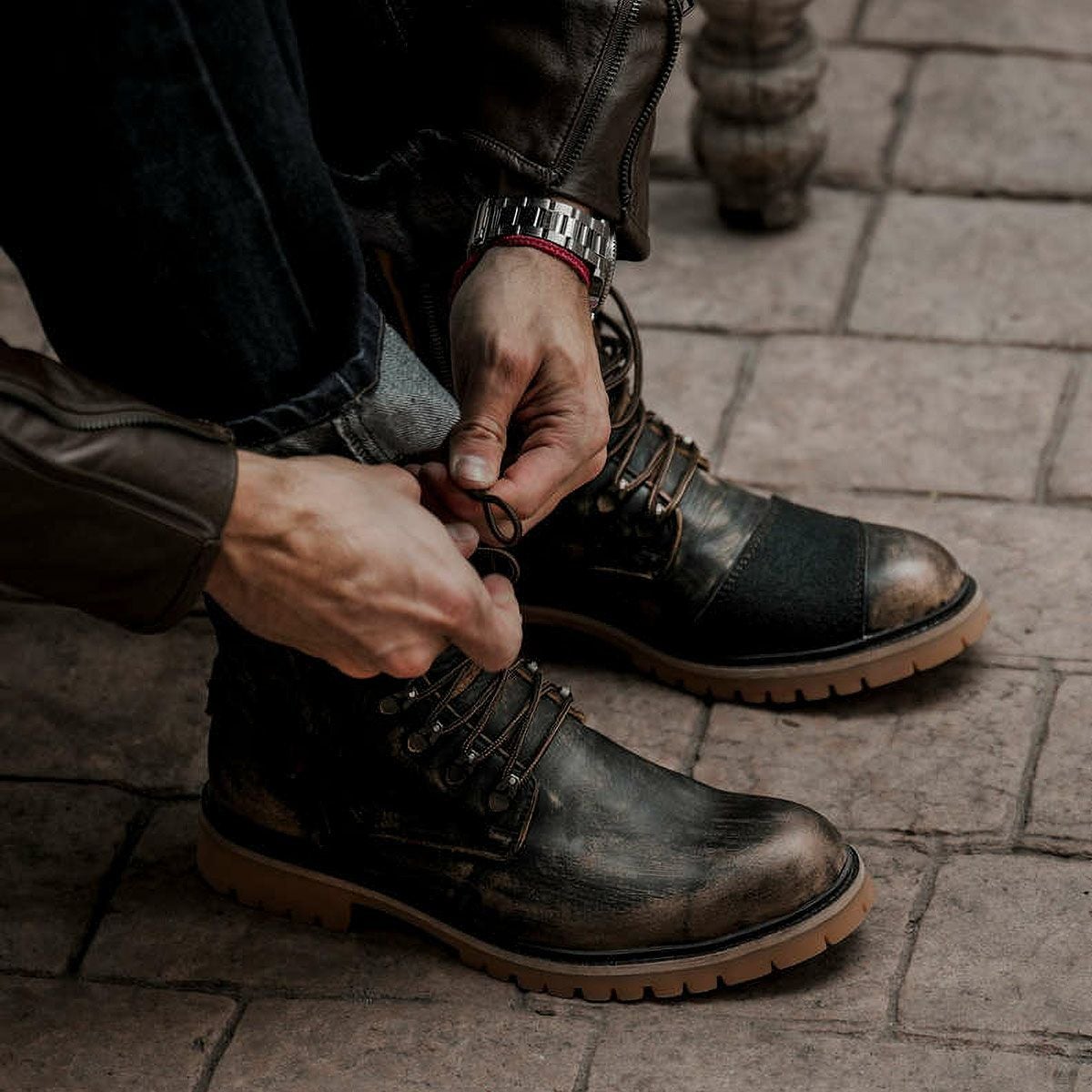 UMBERTO x LUCE｜デューン バイカーブーツ｜ブーツタイプ｜ダークブラウン｜モデル着用