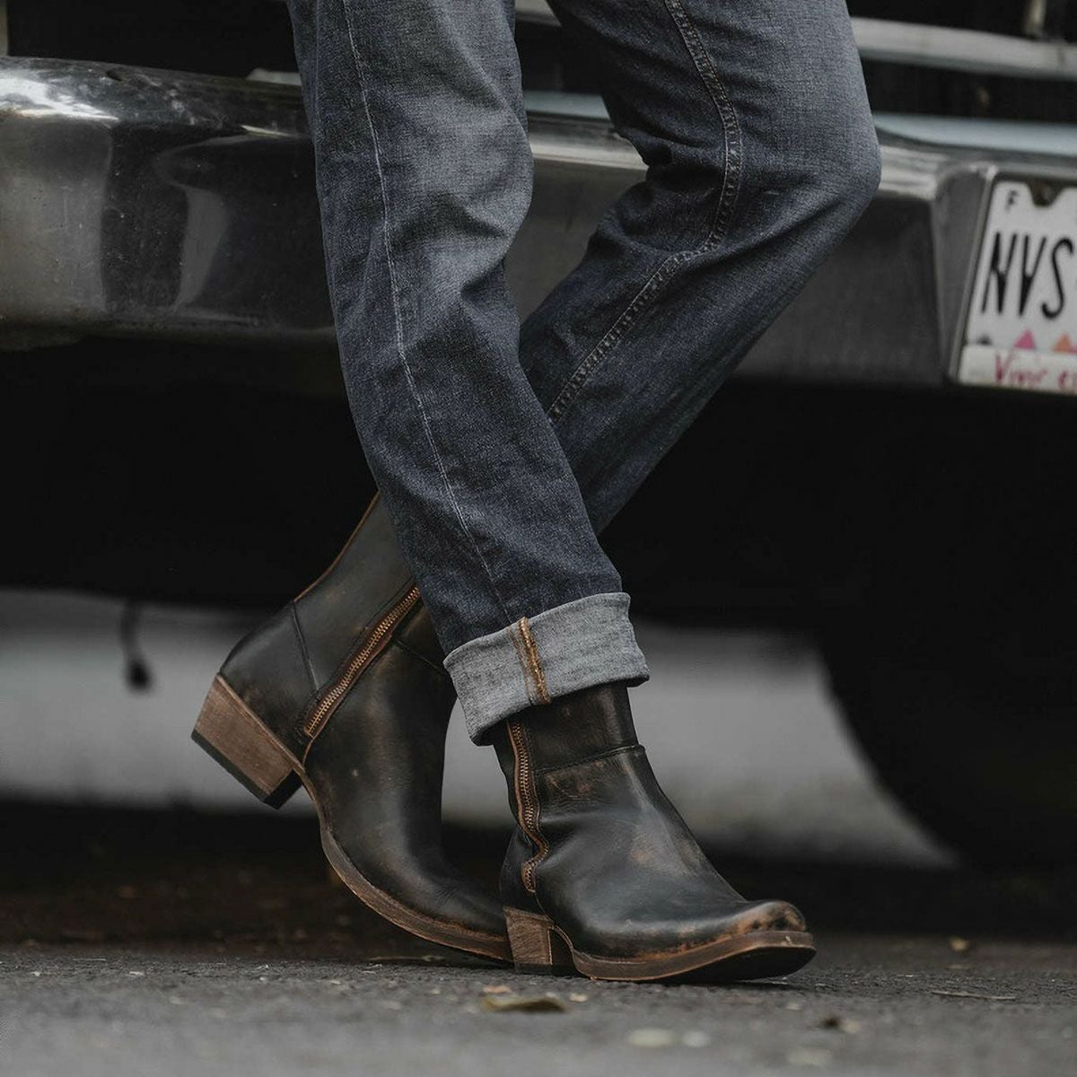 UMBERTO x LUCE｜ラッサー カウボーイ ブーツ｜ブーツタイプ｜ダークブラウン｜モデル着用