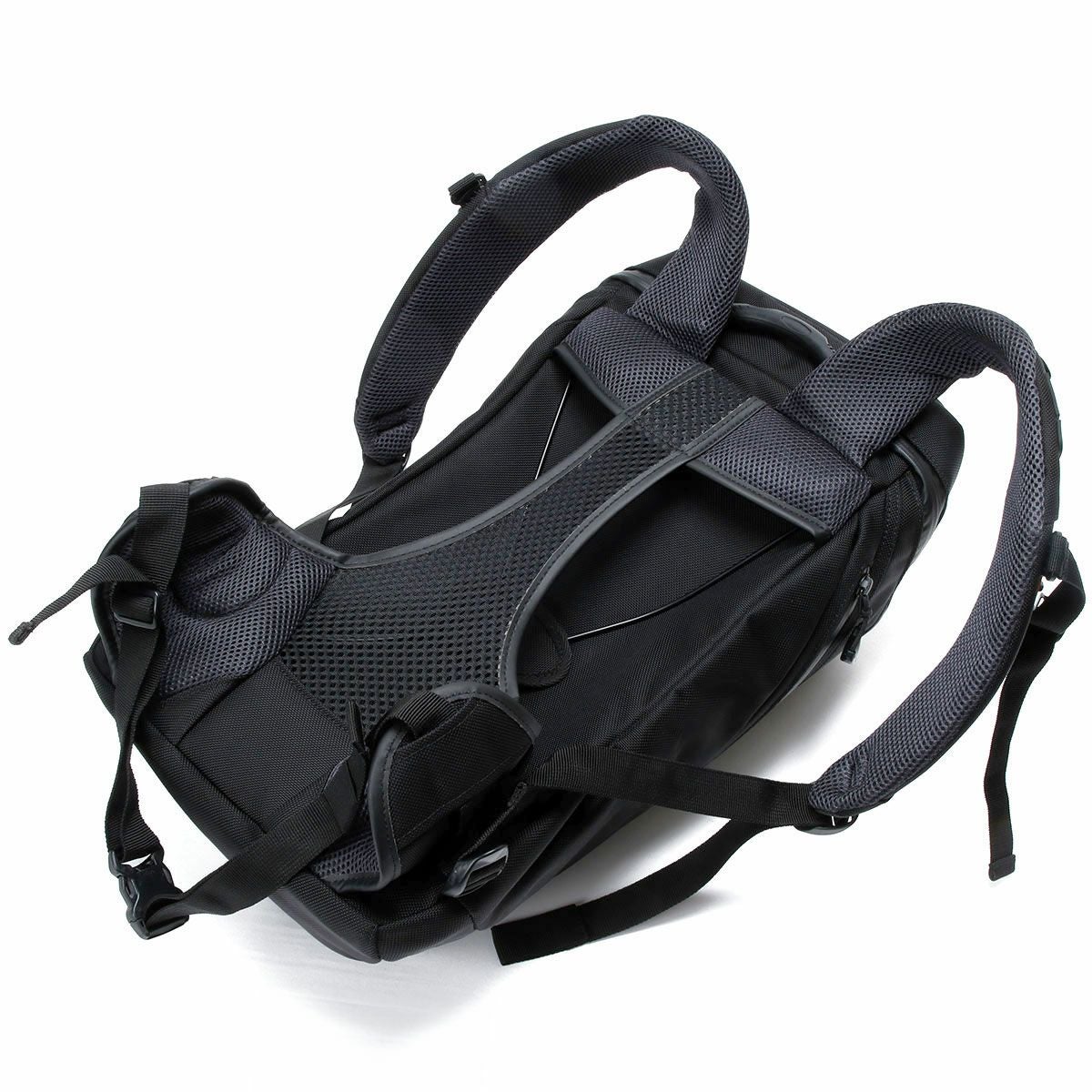 56design｜エア スルー バックパック｜ブラック