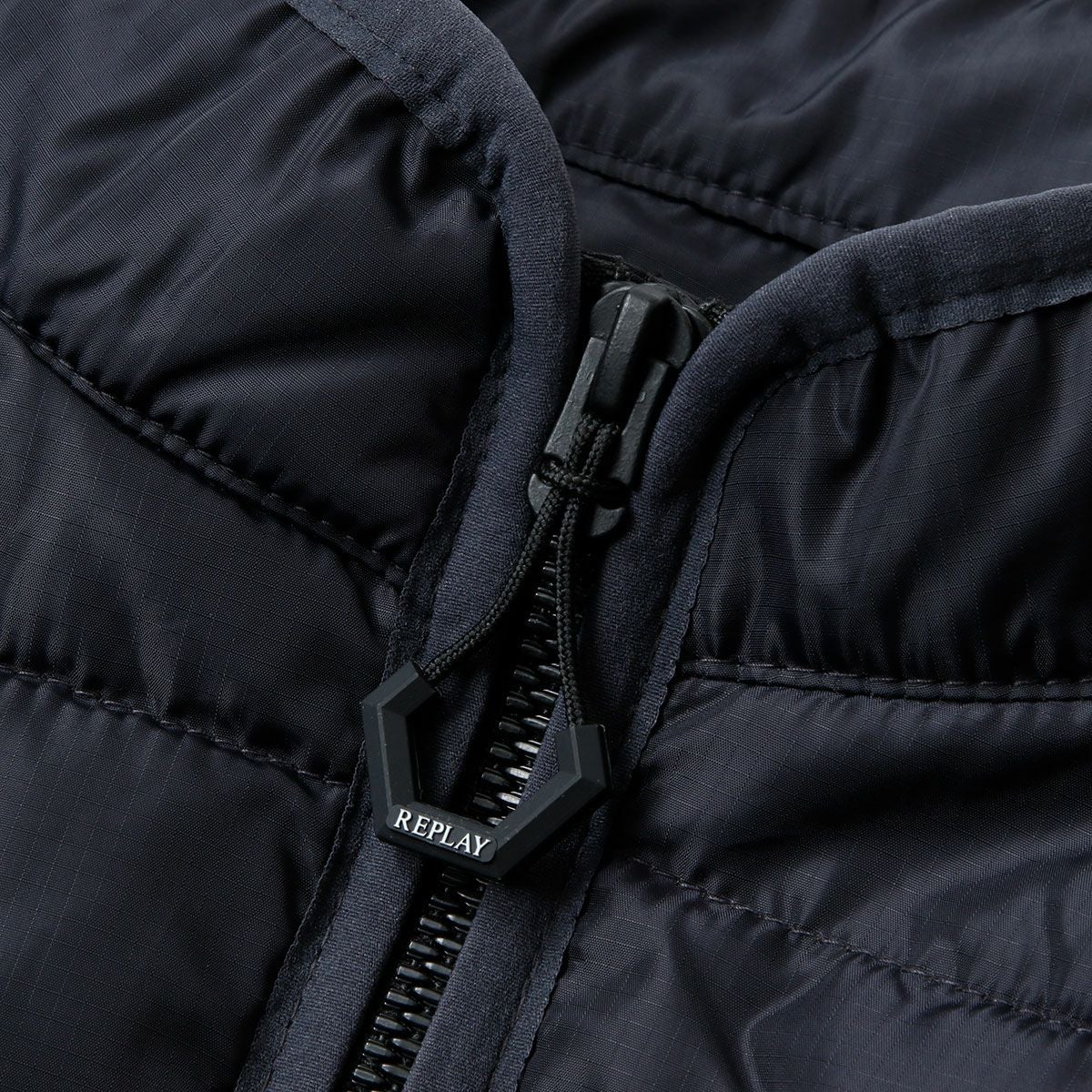 Replay｜ライト ポリ リップストップ ベスト｜ディープブルー