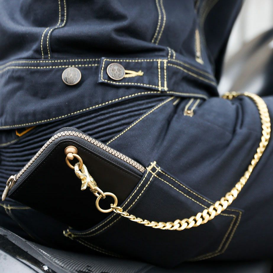 Dark｜防水革バイカーウォレット｜財布｜ブラック｜モデル着用