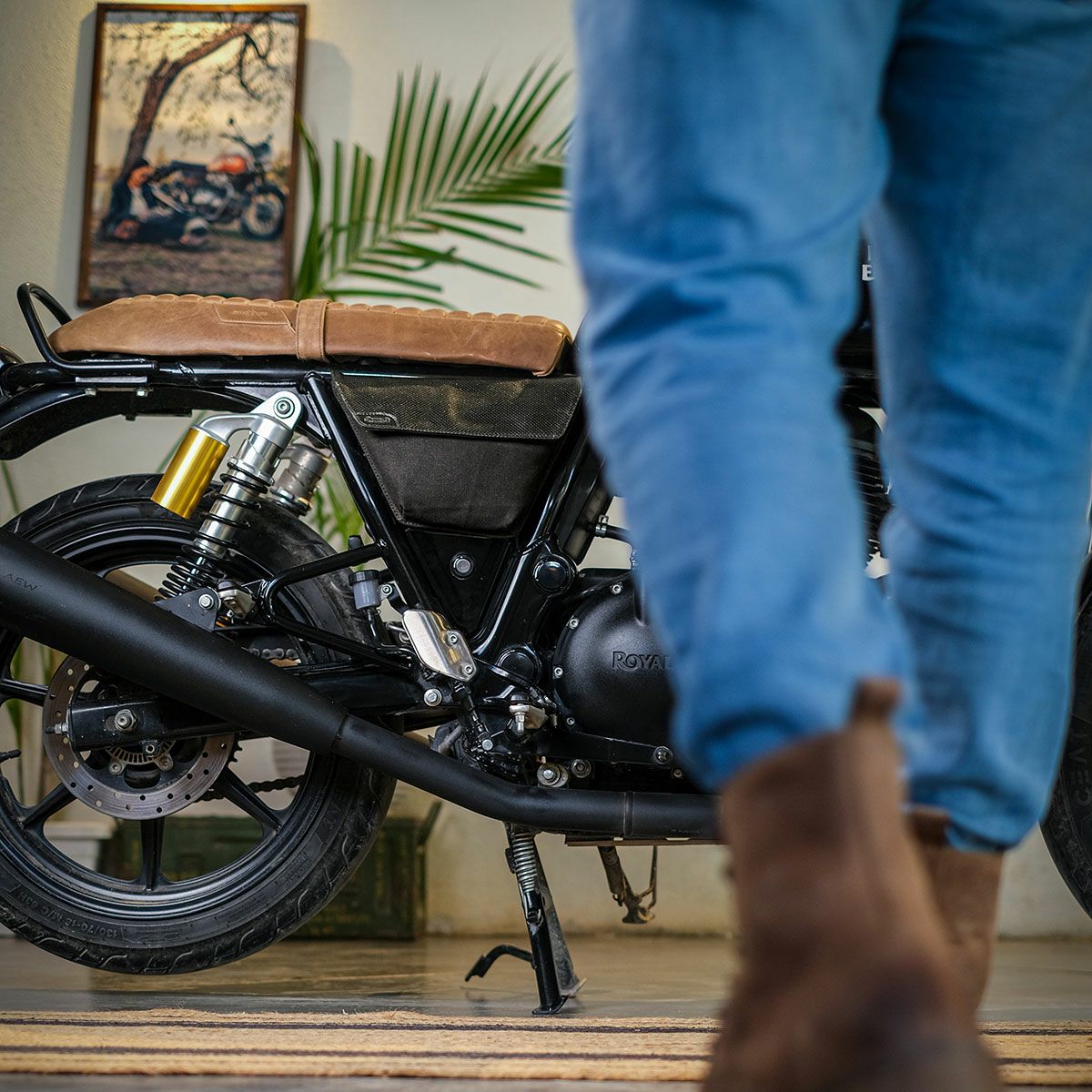 Trip Machine｜レネゲード サイド パネル｜サイドバッグ｜オールブラック｜使用イメージ