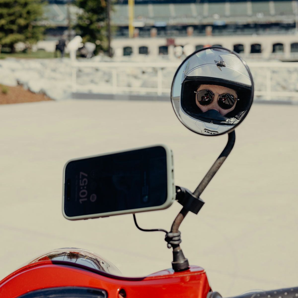 ワイヤレス チャージング モーターサイクル ミラー マウント