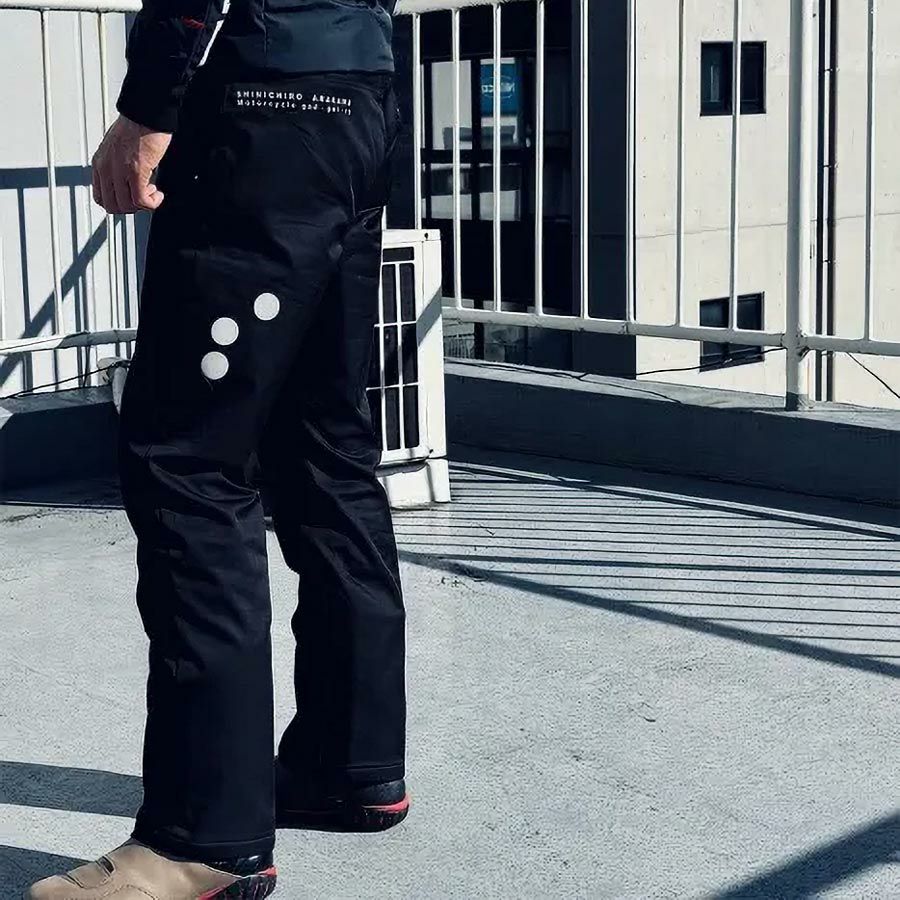 SHINICHIRO ARAKAWA｜SA ウィンター パンツ｜その他パンツ｜ブラック｜モデル着用