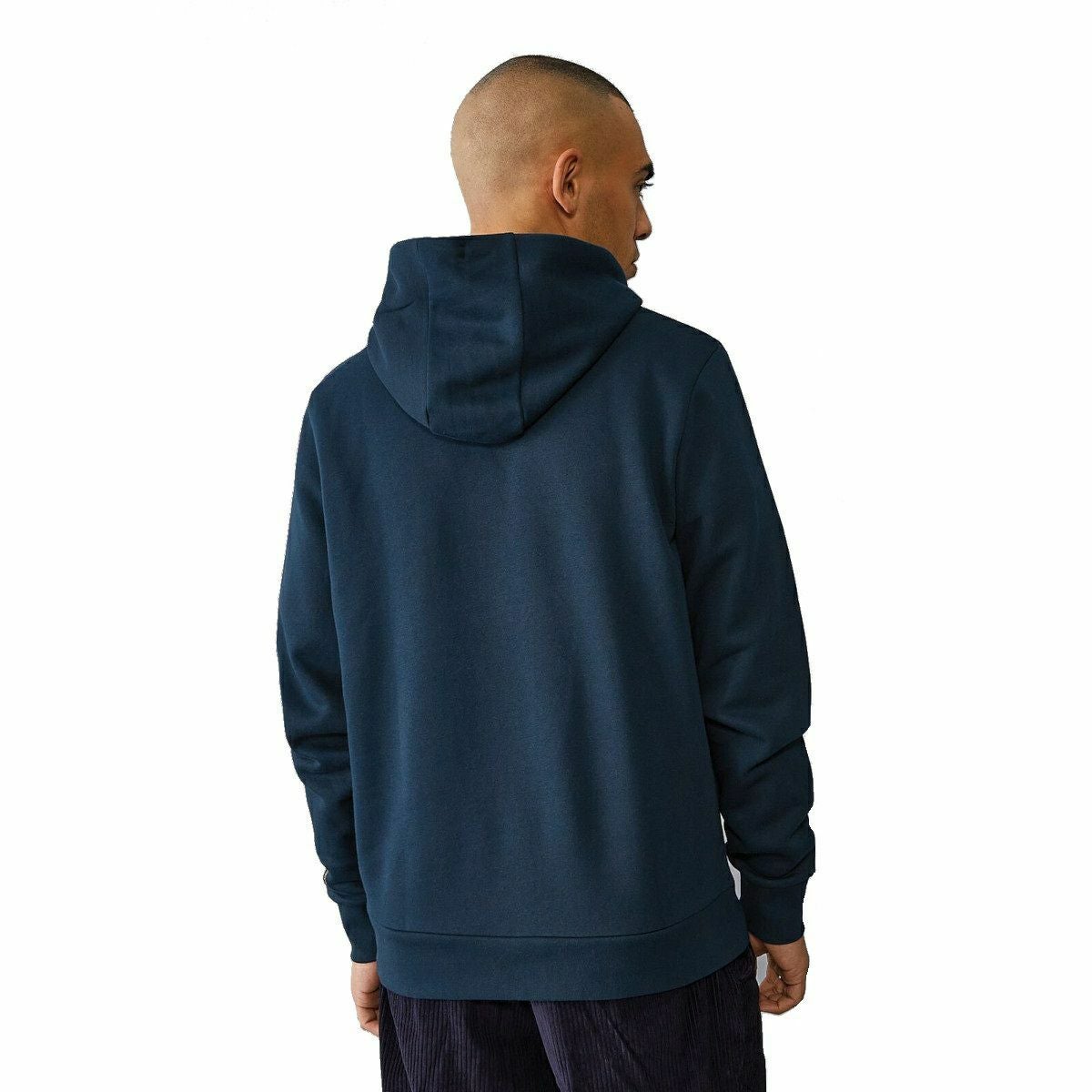 AyrtonSenna｜アイルトン・セナ ロゴ フーディー｜ネイビー｜モデル着用