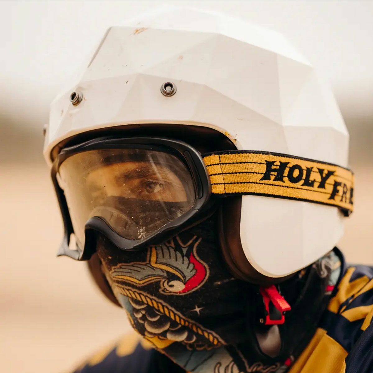 HolyFreedom｜スノーホイールズ ゴーグル｜SNOWHEELS｜モデル着用