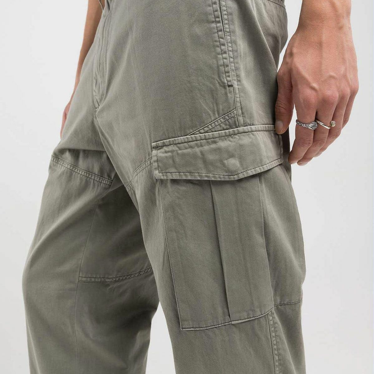 ツイル カーゴ パンツ | モトーリモーダ公式オンラインショップ