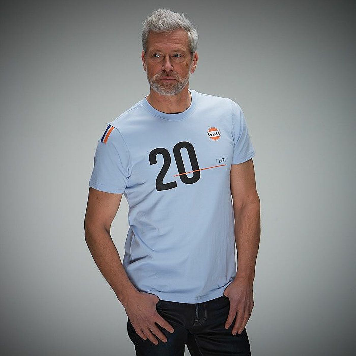 GULF｜ガルフ 20 Tシャツ｜ライトブルー｜モデル着用