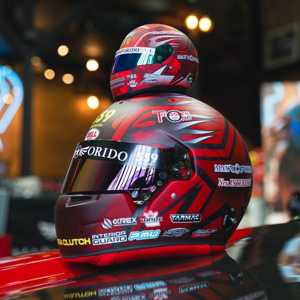 MAX ORIDO 1/2 ミニ ヘルメット 2025 Red Edition | モトーリモーダ