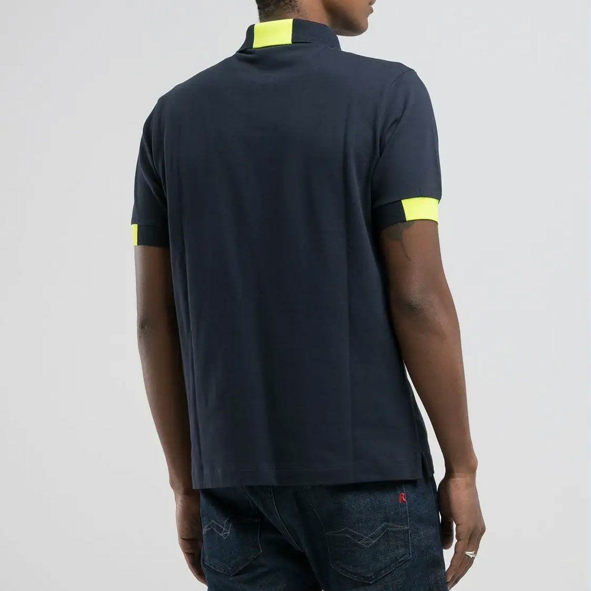 Replay｜レギュラー フィット ポロシャツ｜ダークネイビー｜モデル着用