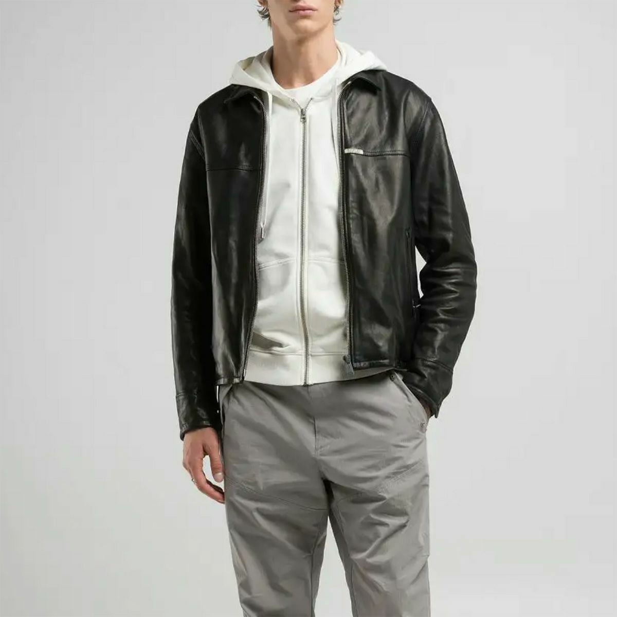 Replay｜ワックスレザージャケット｜ブラック｜モデル着用