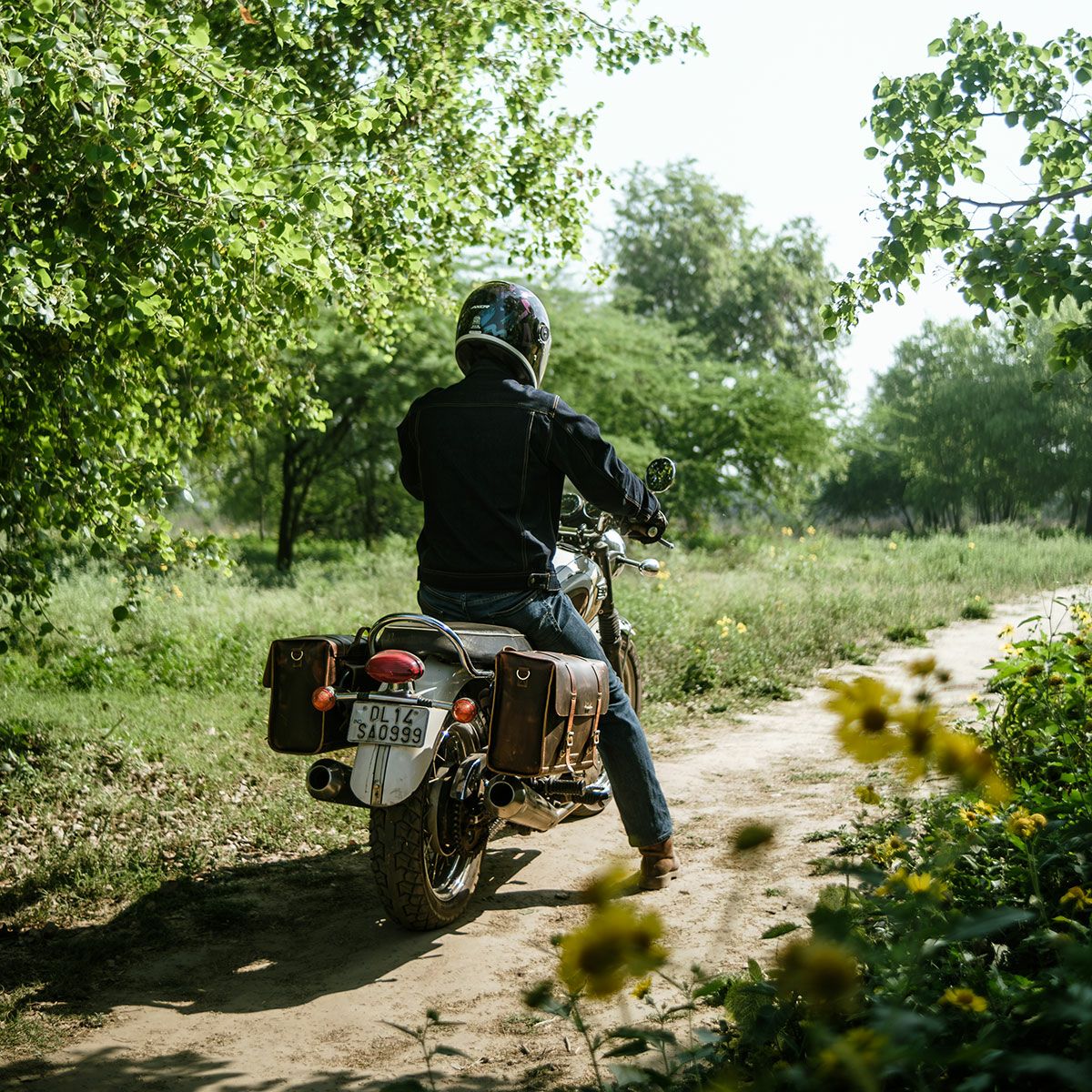 Trip Machine｜レガシー サドルバッグ（左右ペア）｜サイドバッグ｜コニャック｜使用イメージ