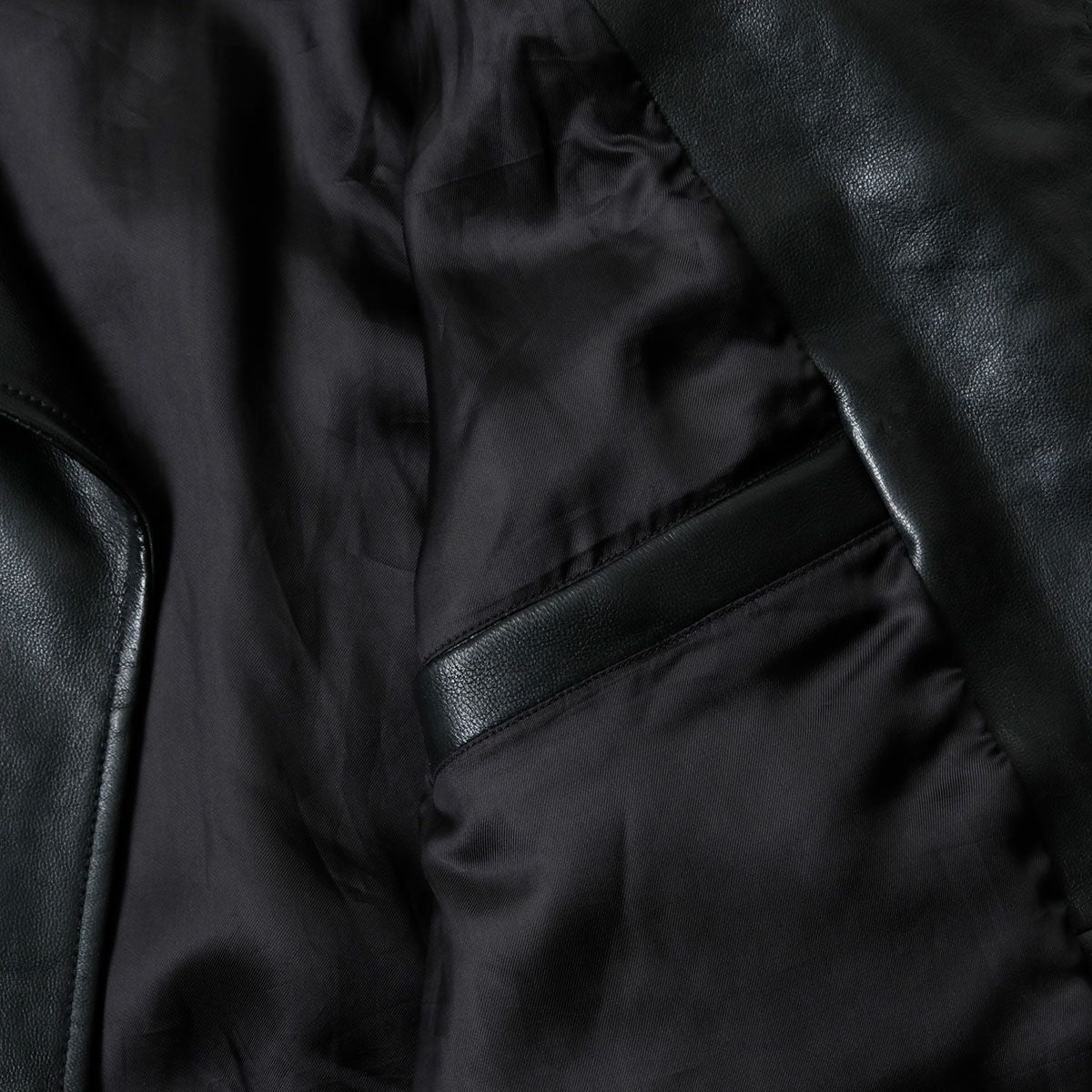 Replay｜ラペルカラー バイカージャケット｜レザー｜ブラック｜モデル着用