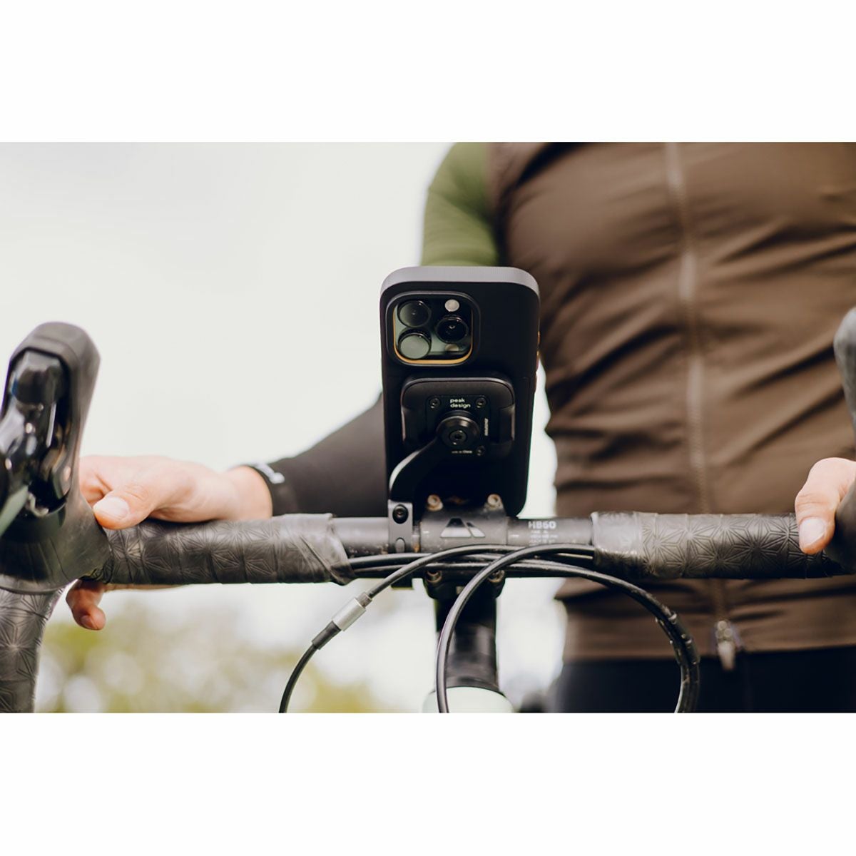 Peak Design｜ナー ケース iPhone 16 Pro / Pro Max｜その他雑貨｜使用イメージ