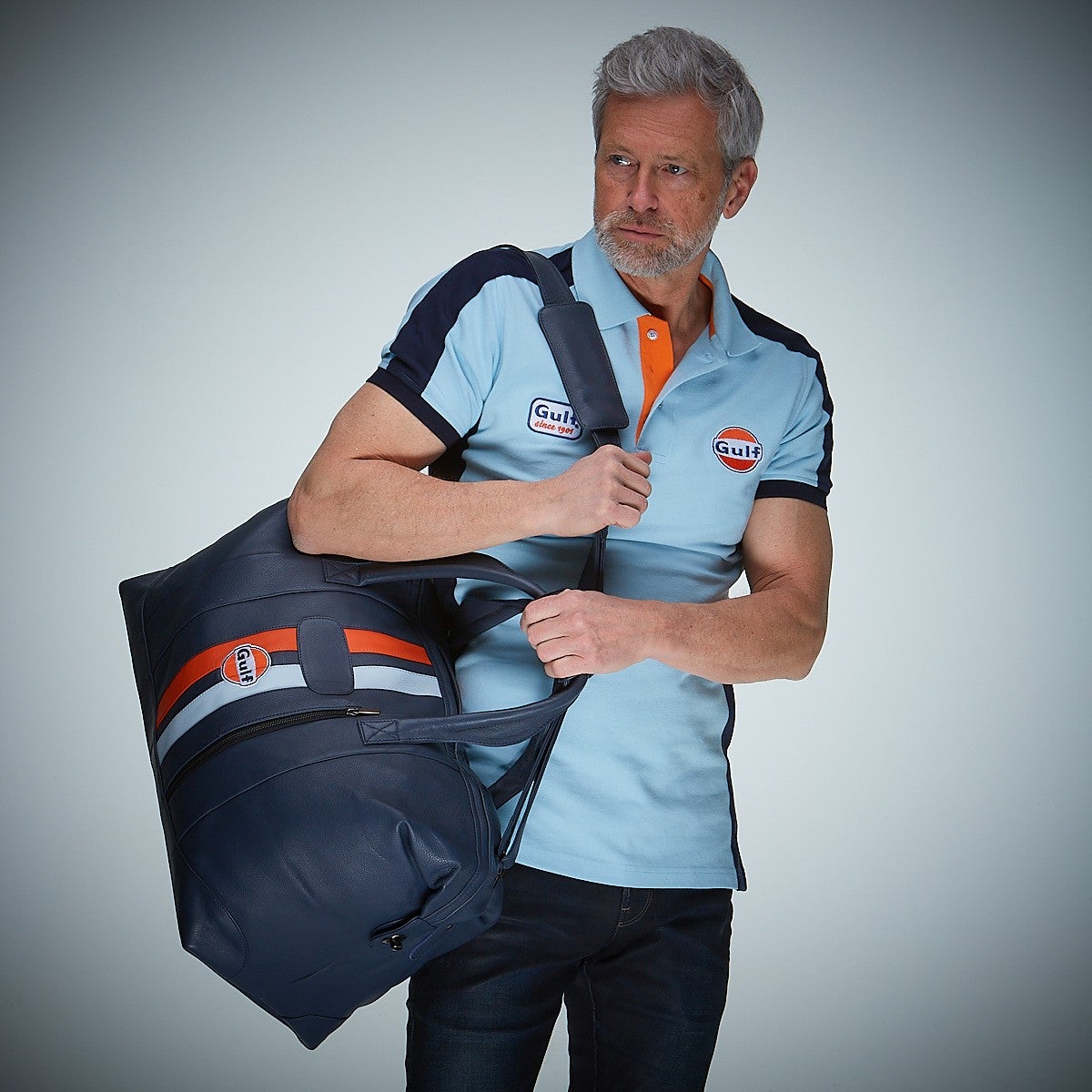 GULF｜ガルフ レザー トラベル バッグ ビッグ｜ボストンバッグ｜ネイビー｜使用イメージ
