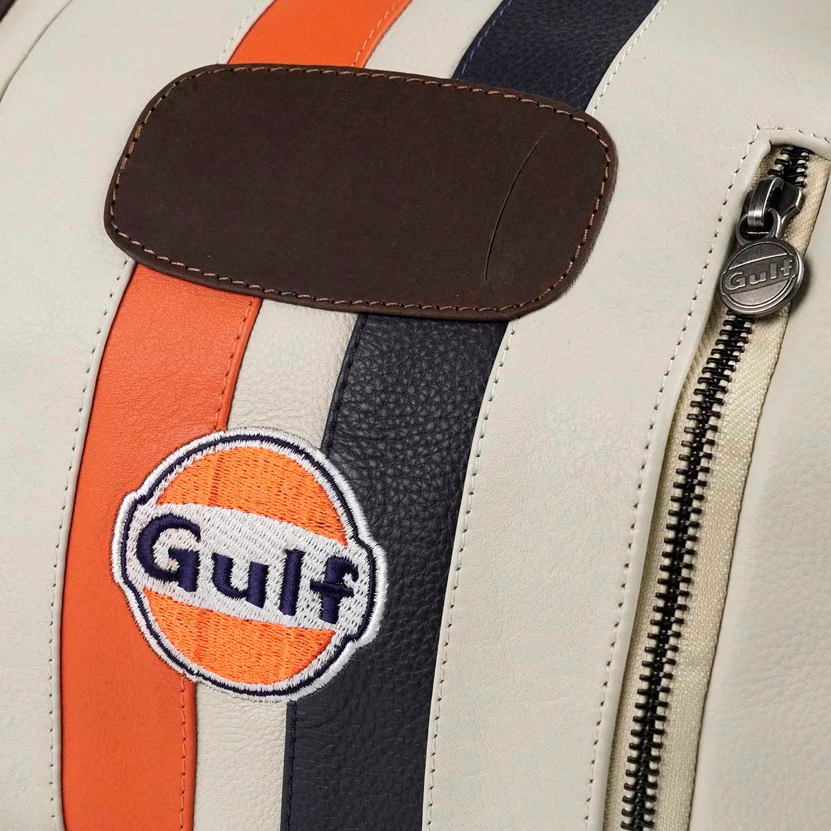 GULF｜ガルフ レザー トラベル バッグ ミディアム｜ボストンバッグ｜ライトベージュ｜使用イメージ
