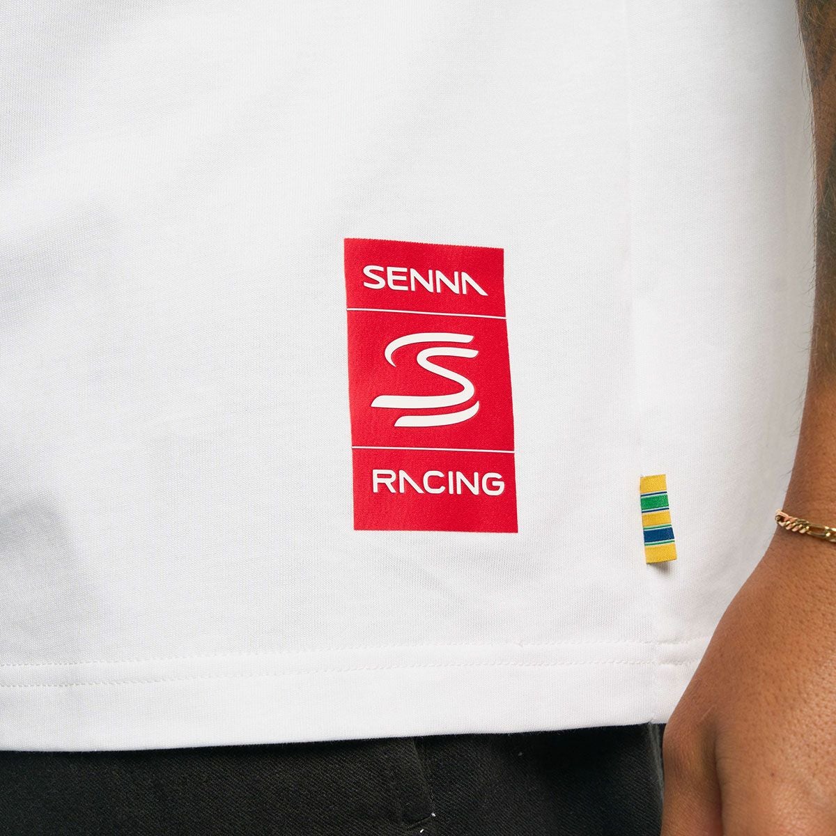 AyrtonSenna｜アイルトン・セナ エクストリーム オーバーサイズ セニーニャ Tシャツ｜ホワイト｜モデル着用