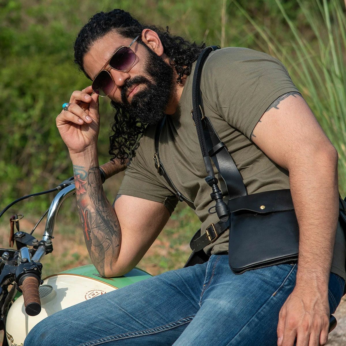 Trip Machine｜サースト エイド キット オールレザー｜その他雑貨｜ブラック｜モデル着用