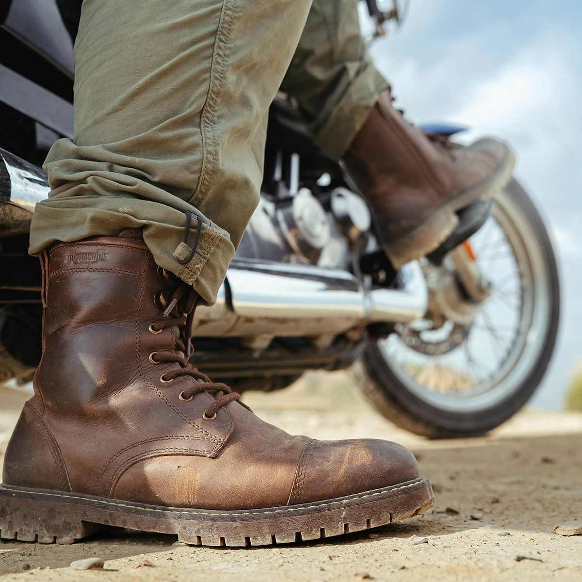 Trip Machine｜ブーツ ブルート｜シューズ｜モカ｜モデル着用