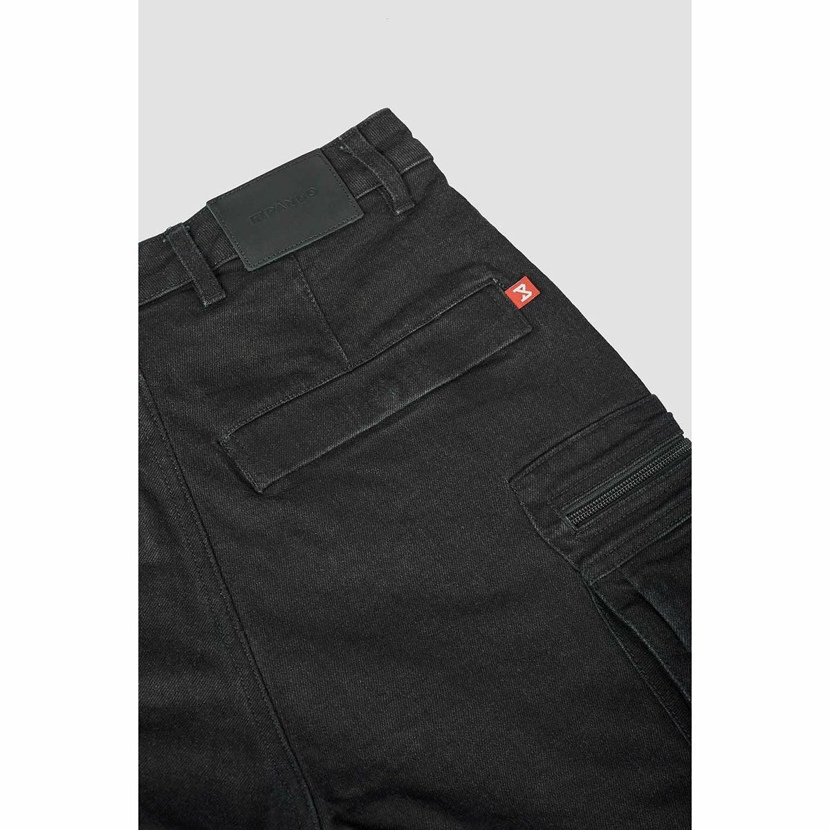 PANDO MOTO｜デザート カーゴ ブラック｜チノ・カーゴ｜ブラック｜モデル着用