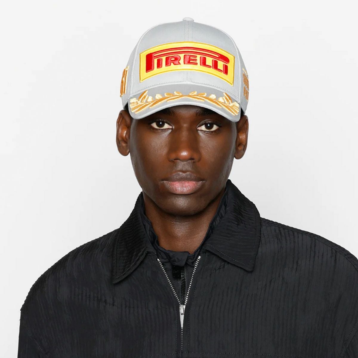 ピレリ F1 2025 シルバーストーン GP ポディウムキャップ