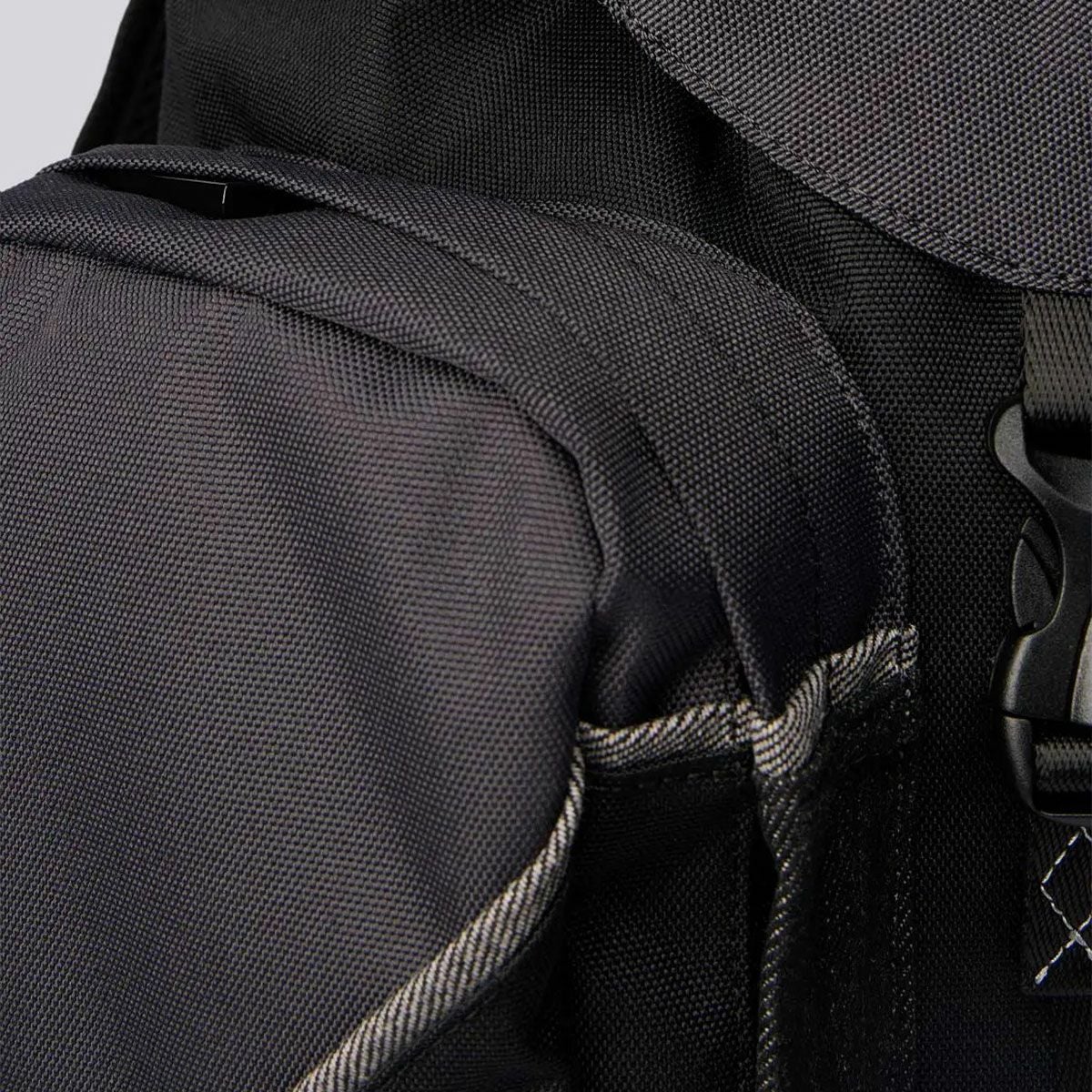 Replay｜ロウデニム バックパック｜バッグ｜グラナイトグレー×ブラック