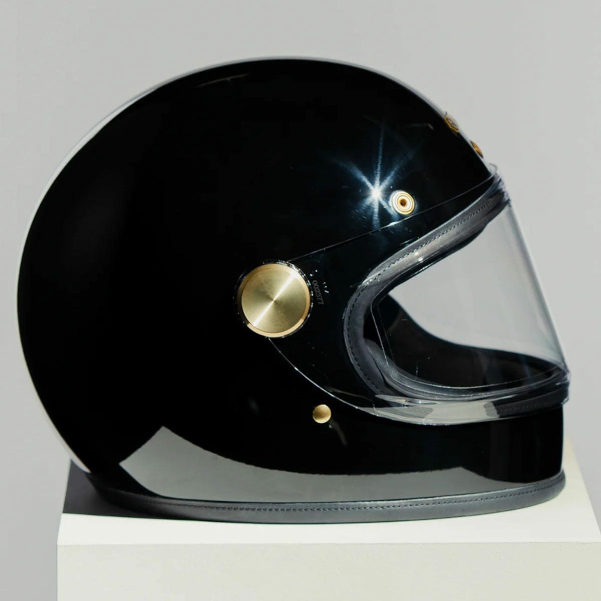 HEDON｜ヒロイン レーサー シグネイチャー ブラック 2.0 フルフェイス｜ヘルメット｜ブラック