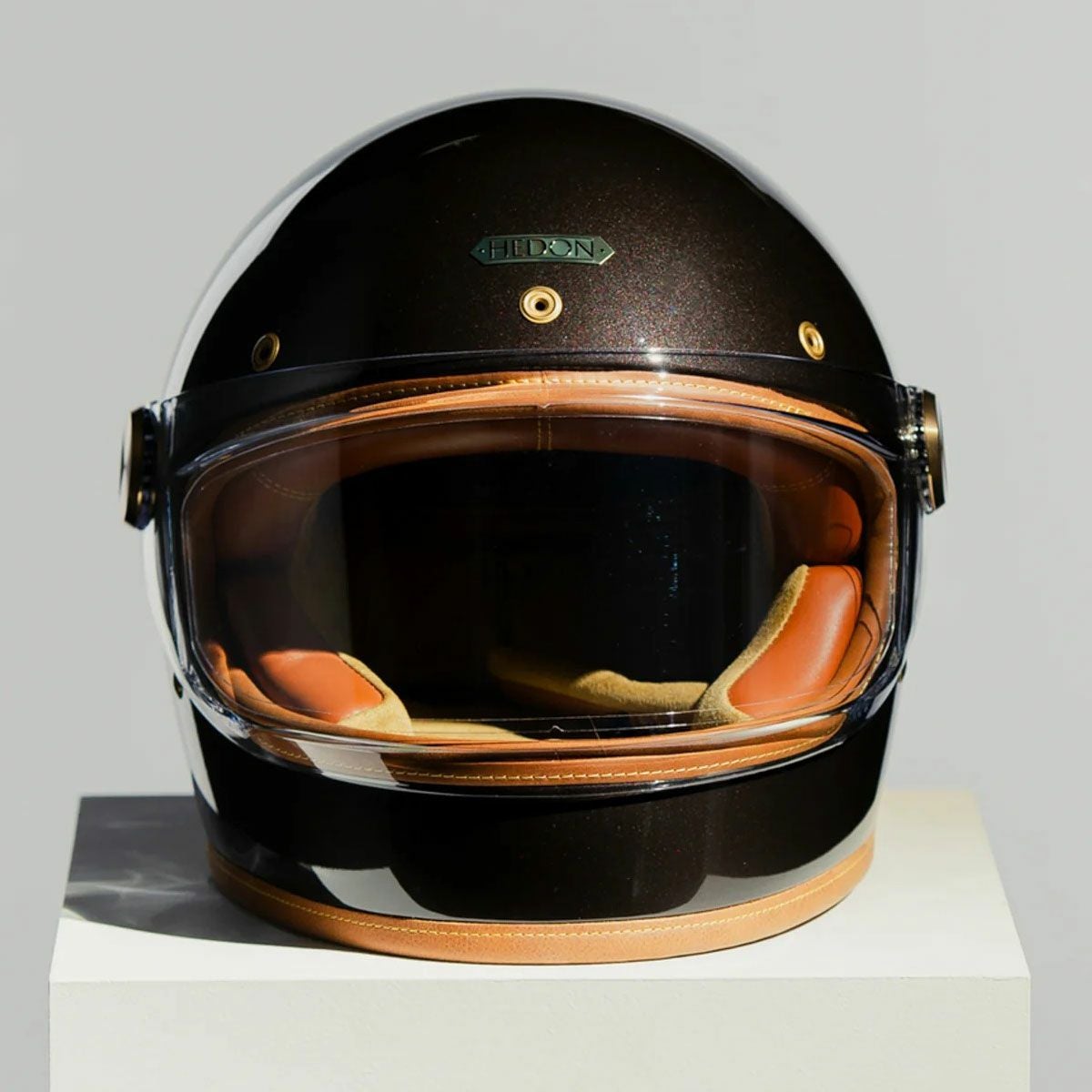HEDON｜ヒロイン レーサー マカダミア 2.0 フルフェイス｜ヘルメット｜マカダミア