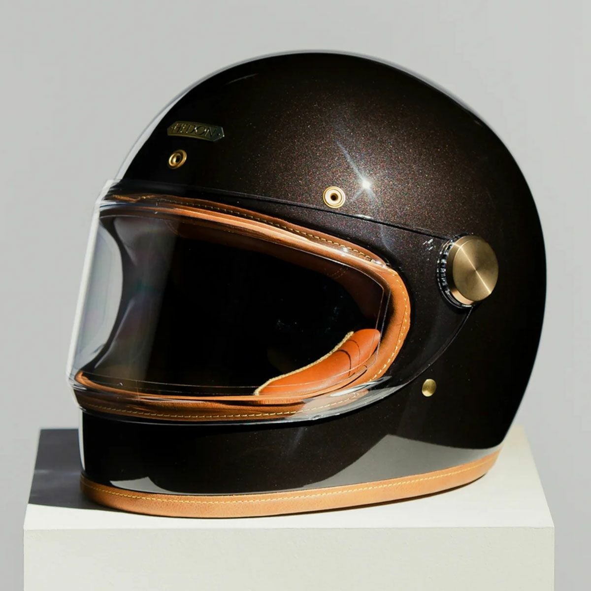 HEDON｜ヒロイン レーサー マカダミア 2.0 フルフェイス｜ヘルメット｜マカダミア