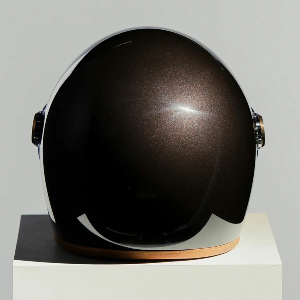 HEDON｜ヒロイン レーサー マカダミア 2.0 フルフェイス｜ヘルメット｜マカダミア