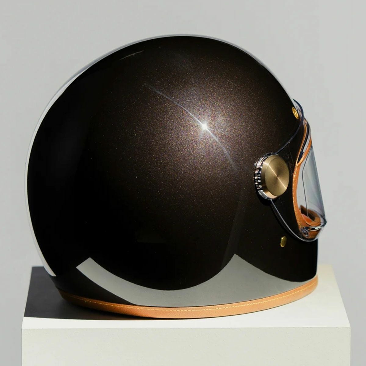 HEDON｜ヒロイン レーサー マカダミア 2.0 フルフェイス｜ヘルメット｜マカダミア