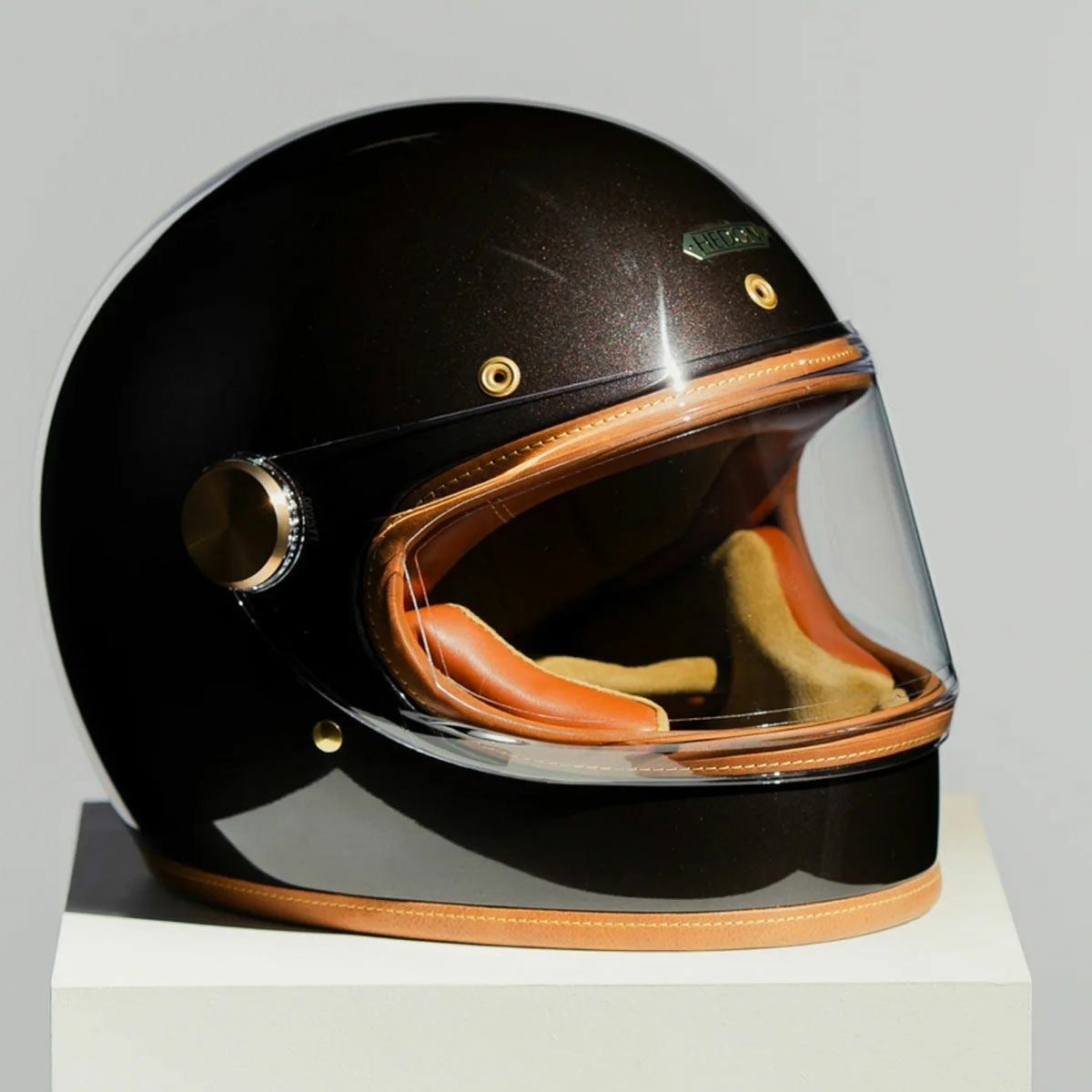 HEDON｜ヒロイン レーサー マカダミア 2.0 フルフェイス｜ヘルメット｜マカダミア