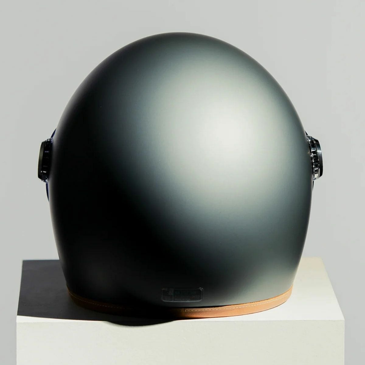 HEDON｜ヒロイン レーサー モルテン アッシュ 2.0 フルフェイス｜ヘルメット｜モルテンアッシュ