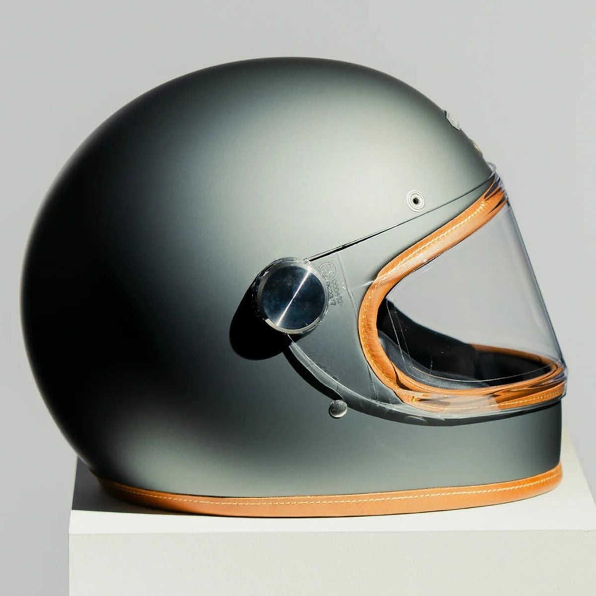 HEDON｜ヒロイン レーサー モルテン アッシュ 2.0 フルフェイス｜ヘルメット｜モルテンアッシュ