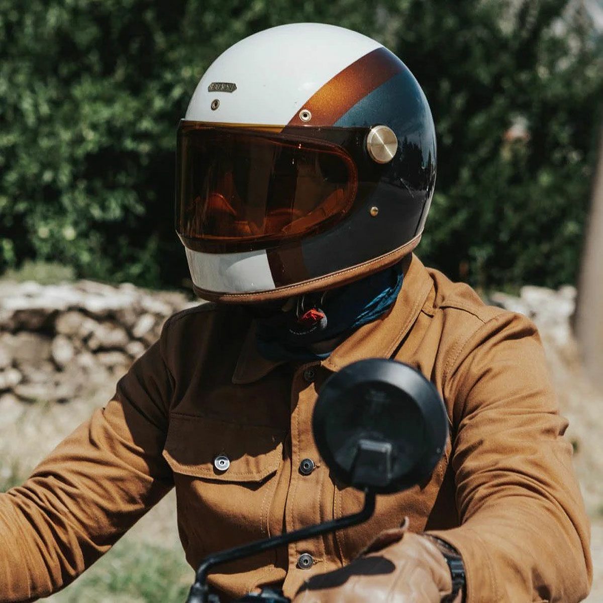 HEDON｜ヒロイン レーサー イーストウッド 2.0 フルフェイス｜ヘルメット｜イーストウッド｜モデル着用