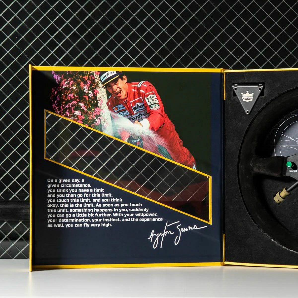 AyrtonSenna｜アイルトン・セナ MP4/4 レプリカ ステアリングホイール｜雑貨