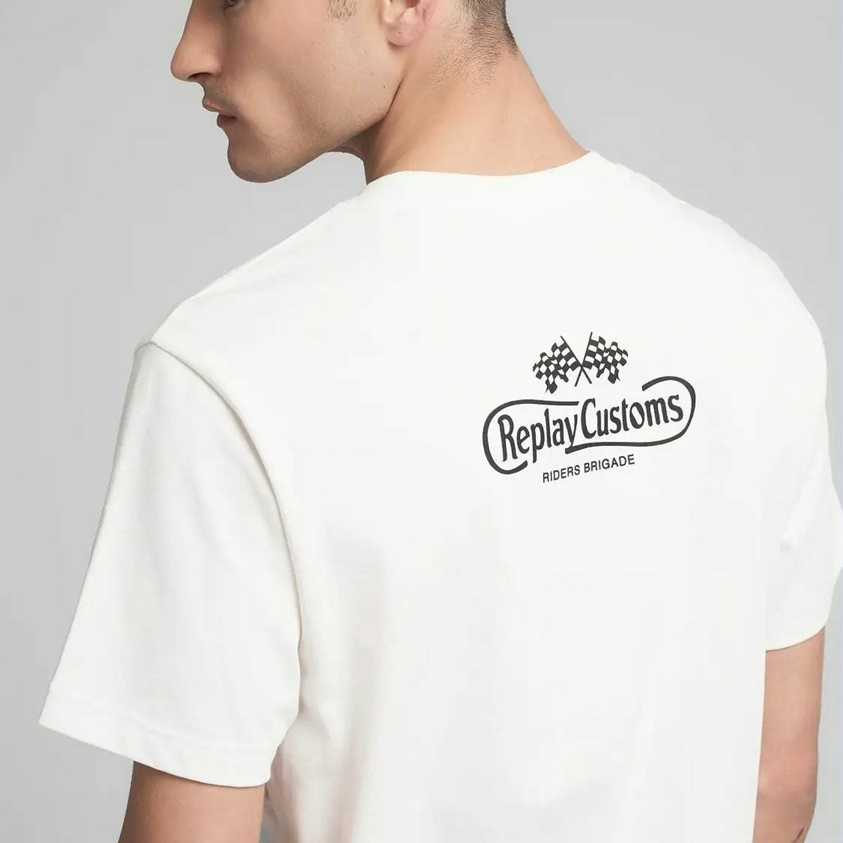 REPLAY｜ブレスト ポケット ＆ プリント ジャージー Tシャツ｜トップス｜ナチュラルホワイト｜モデル着用