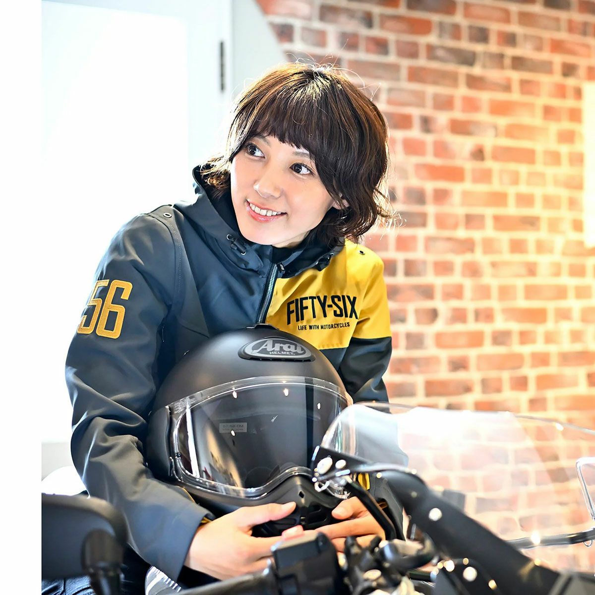  ジャケット パーカー グレー×イエロー クォーター パーカー '25 | モトーリモーダ公式オンラインショップ