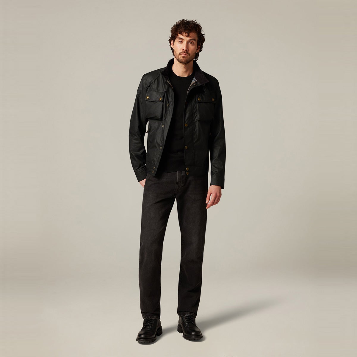 BELSTAFF｜レースマスター ジャケット｜アウター｜ブラック｜モデル着用
